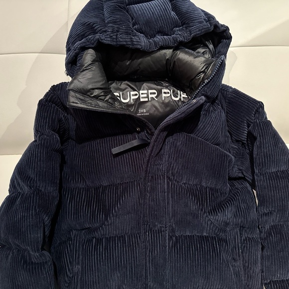 Aritzia Super Puff - Picture 3 of 6